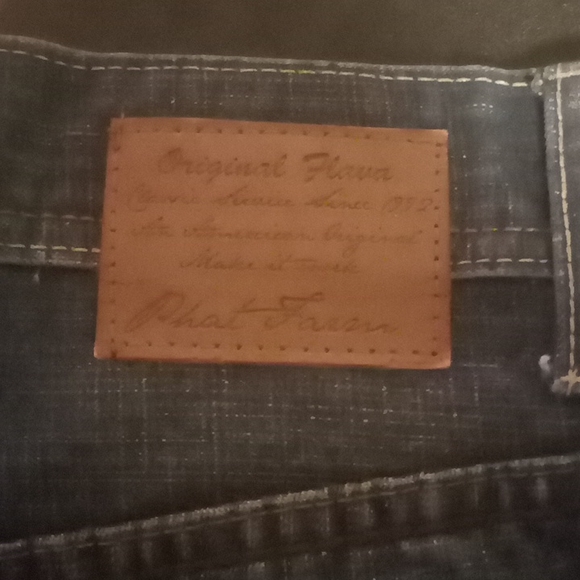 Phat Farm - Picture 4 of 4